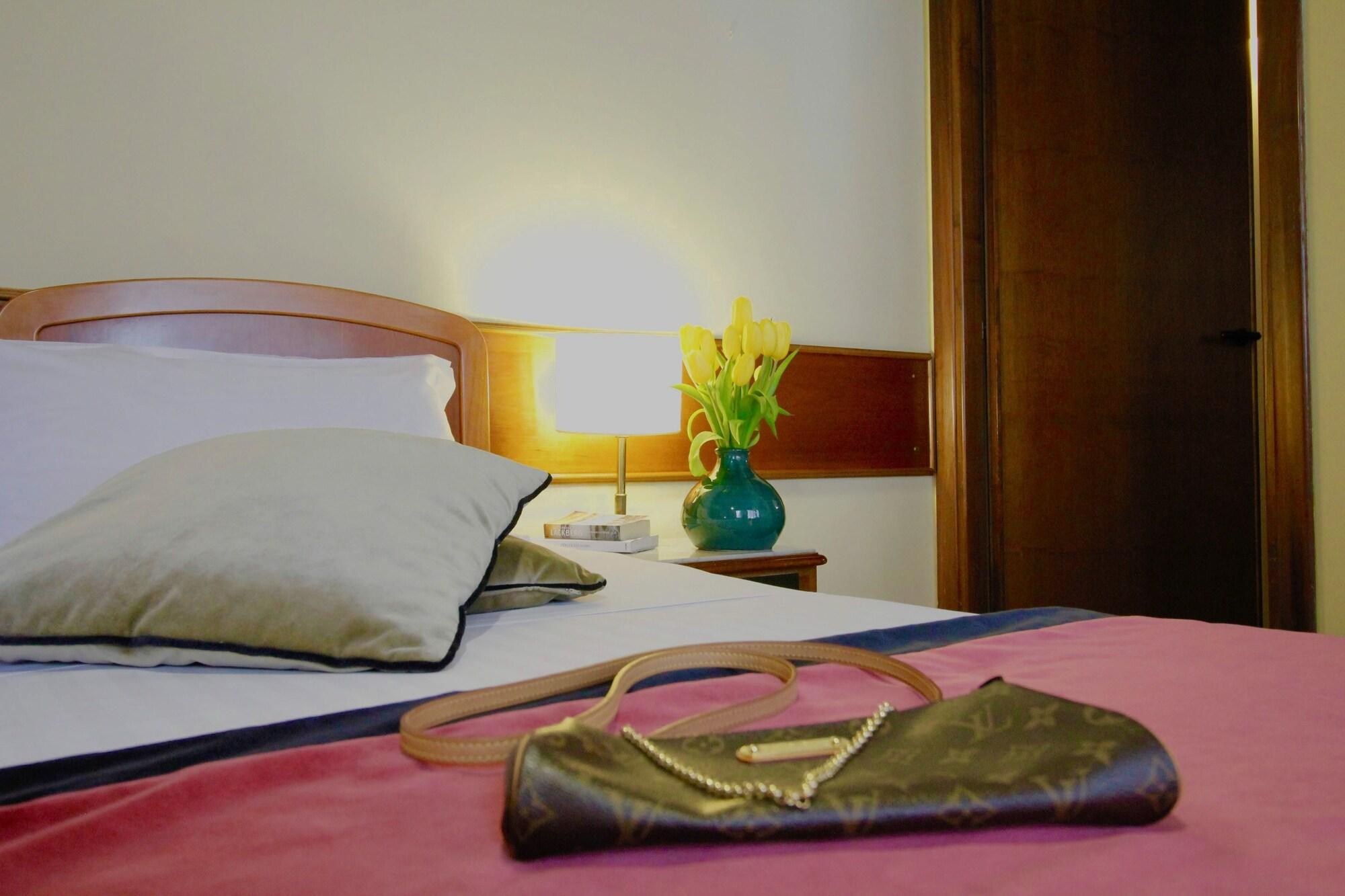 Hotell Teatro Di Pompeo 3*