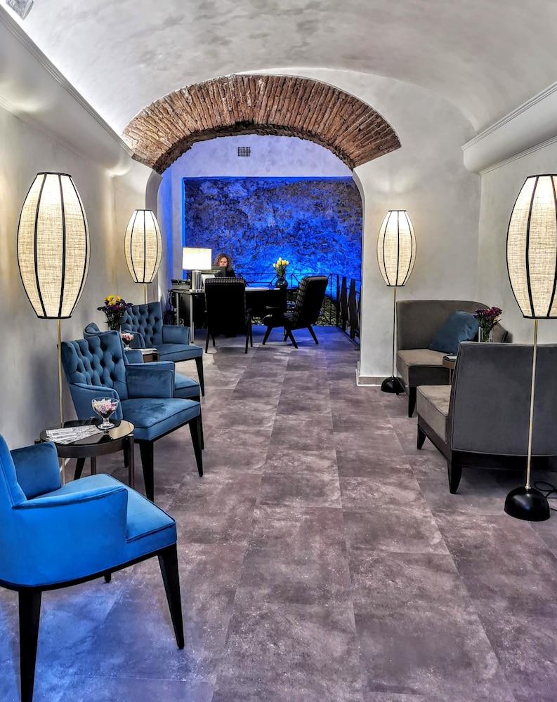 Teatro Di Pompeo Hotell 3*