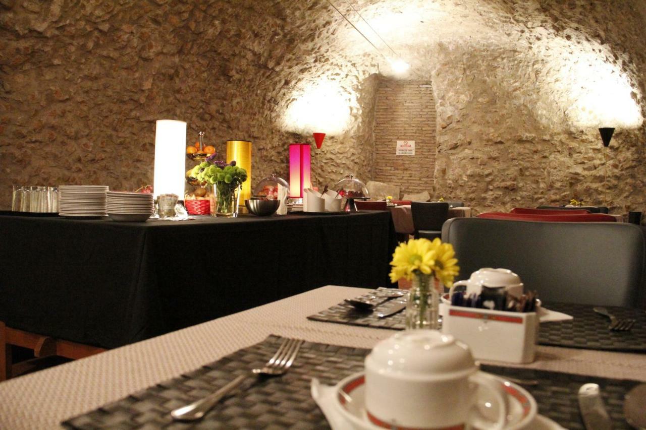 Hotell Teatro Di Pompeo Rom